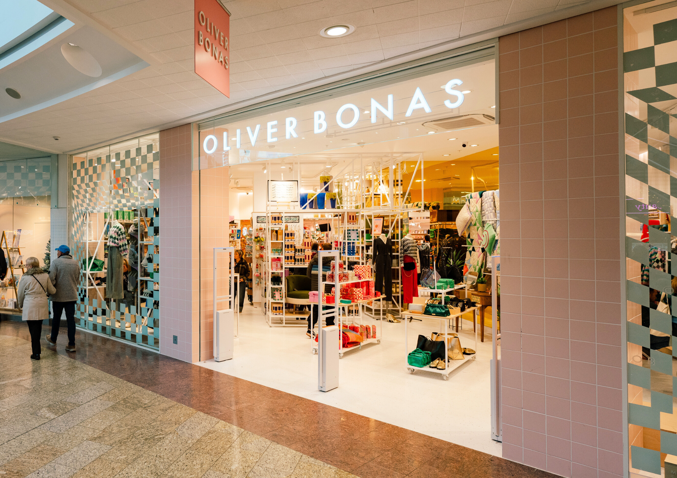 Oliver Bonas 